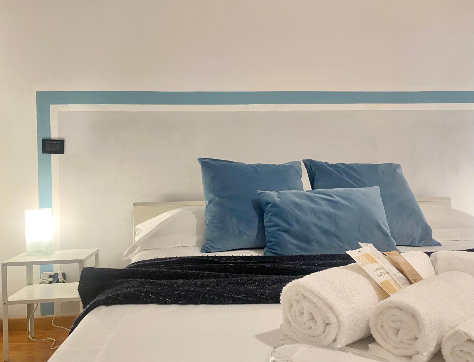 Mazzini 12, Elegant Central Apartment With Free Private Garage 800 M, Air Conditioning, Wi-Fi, Just 100 M From The Public Beach Рапало Екстериор снимка