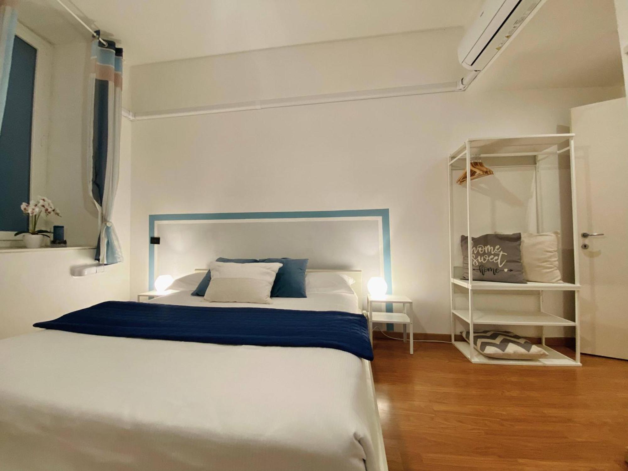 Mazzini 12, Elegant Central Apartment With Free Private Garage 800 M, Air Conditioning, Wi-Fi, Just 100 M From The Public Beach Рапало Екстериор снимка