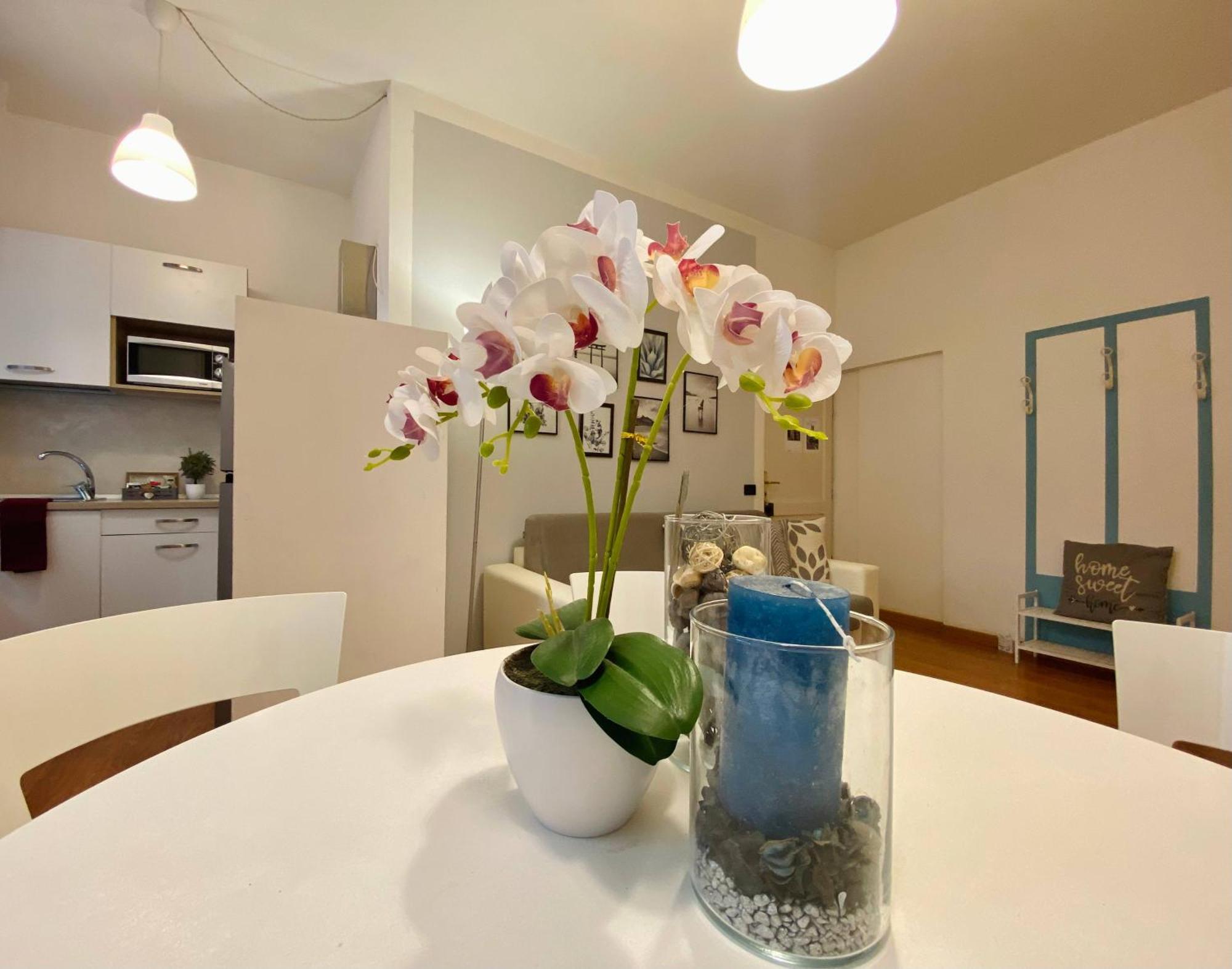 Mazzini 12, Elegant Central Apartment With Free Private Garage 800 M, Air Conditioning, Wi-Fi, Just 100 M From The Public Beach Рапало Екстериор снимка